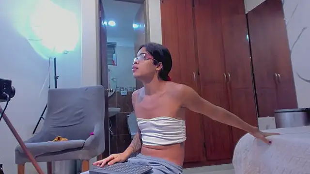 evelyn_wine