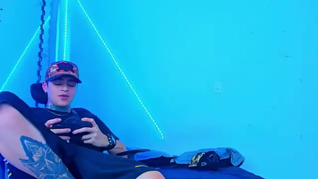 HOT_boy2025