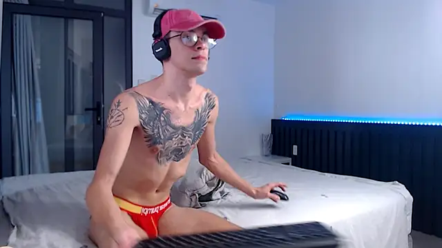william_henry_ - William_Henry_'s free webcam - UK Sex Cams