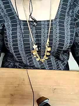 Tamil_Radha