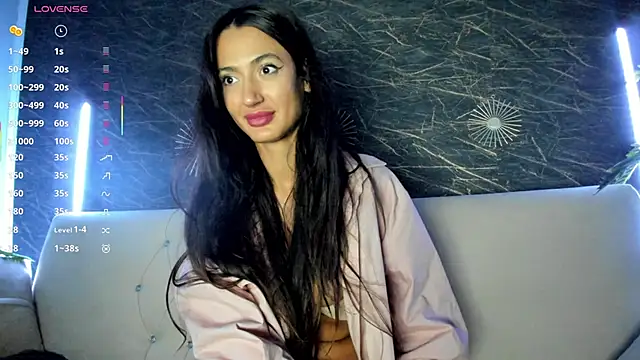 Maya_Lisa's Stripchat show and profile