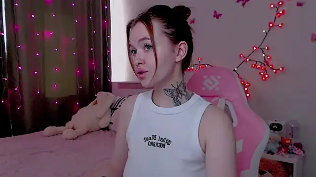 Naughty_Mable