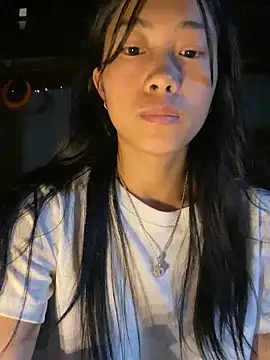 LylyOx9