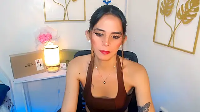 xprecuiosechesca - XPrecuioseChesca's free webcam - UK Sex Cams