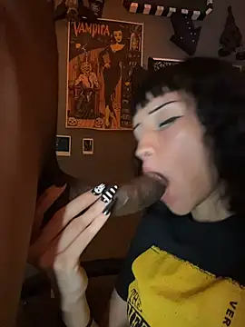 Gothbabbi Live Webcam on Stripchat