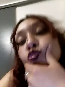 bbferlinaa webcam stripchat model stream image