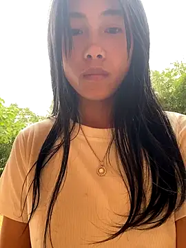 LylyOx9