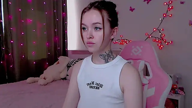 Naughty_Mable