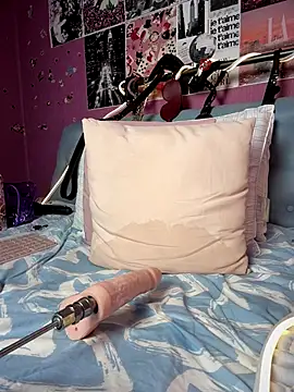 Denise__levi_