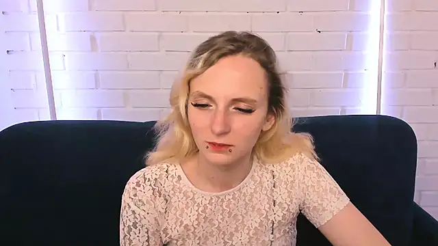LikiLips
