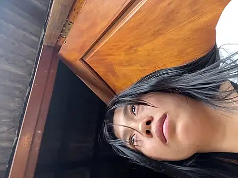 lylyox9 - LylyOx9's free webcam