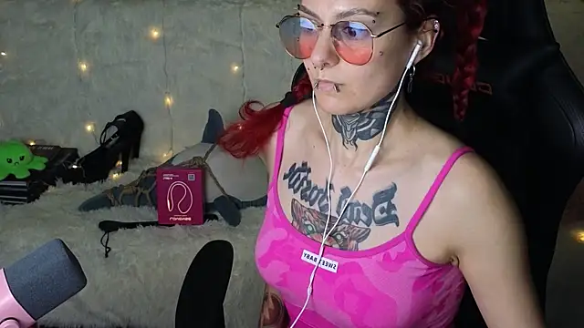 ginger_stay - Ginger_Stay's free webcam