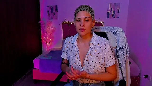 Charlee_pink