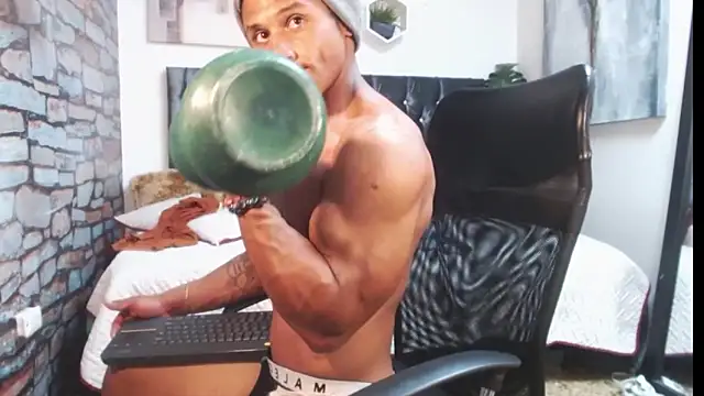 casike1 - Casike1's free webcam