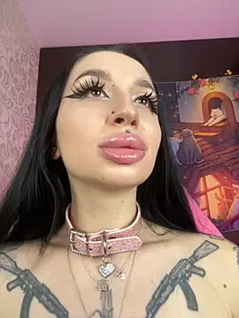 Molly__Moon