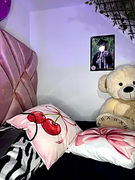 melody_rouxxx - Melody_rouxxx's free webcam