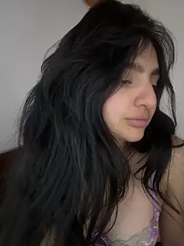 Clementyne30 Live Webcam on Stripchat