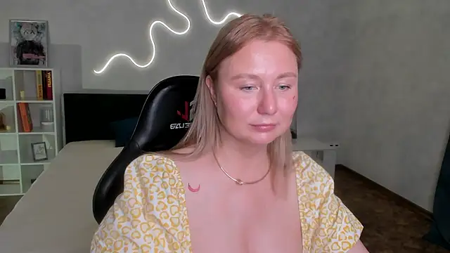 scent__of_woman - Scent__of_woman's free webcam