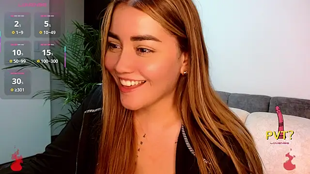lucia_star__ - Lucia_star__'s free webcam - UK Sex Cams