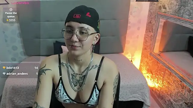 emahills__axelrose