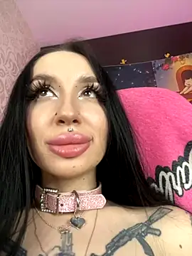 Molly__Moon
