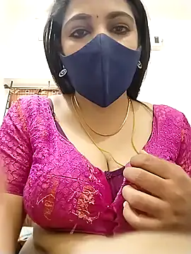 hottamil_honey_c... Live Webcam on Stripchat