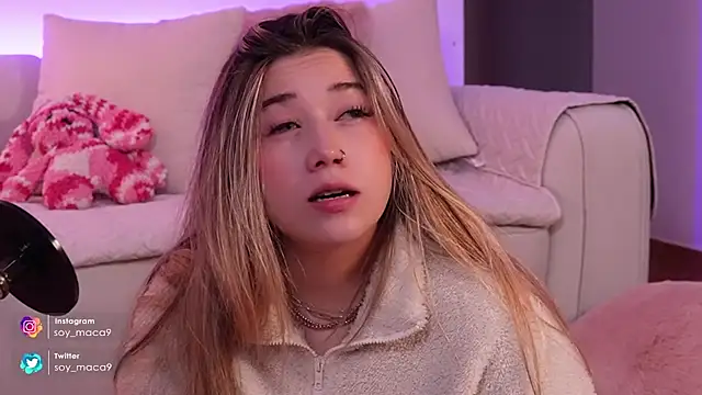lilith_gray9