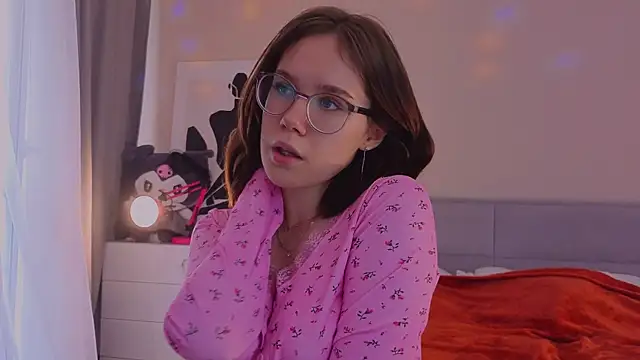 mia_luw - Mia_Luw's free webcam