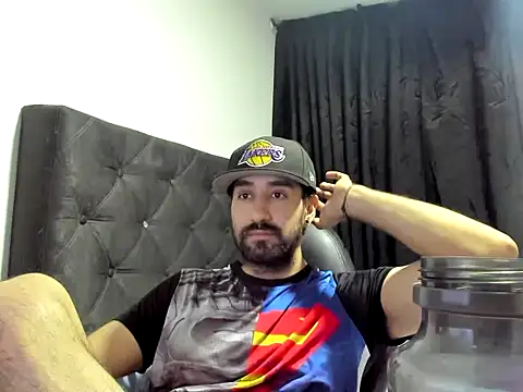 coolfriki - Coolfriki's free webcam