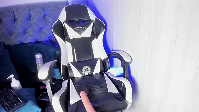 SafiroBlake
