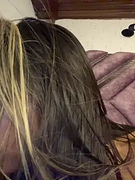 ZoeMillerPink_