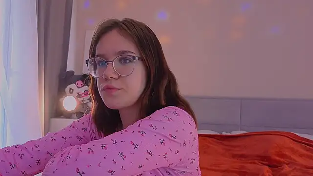 Mia_Luw