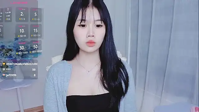 Crystal_Lea