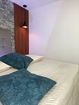sam_clark - Sam_Clark's free webcam - UK Sex Cams