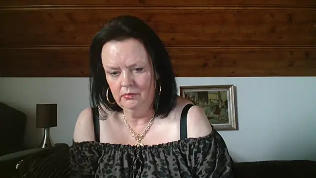 TiffanyMature