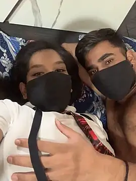 hottiess69 - Hottiess69's free webcam - UK Sex Cams