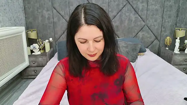 Nina_Stane