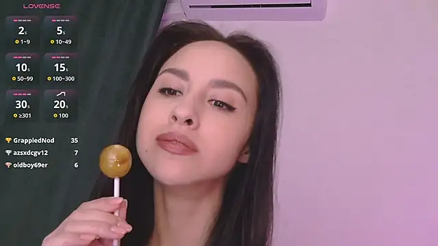 MiaSweetasHoney