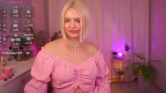 Amelia_Wells