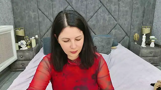 Nina_Stane