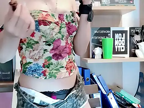 Lush-Office