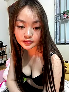 Nhi999
