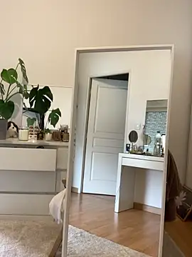 Chloe-taa
