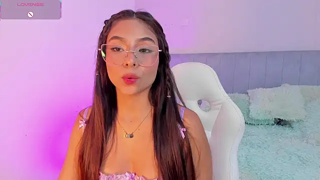 amira_cute2