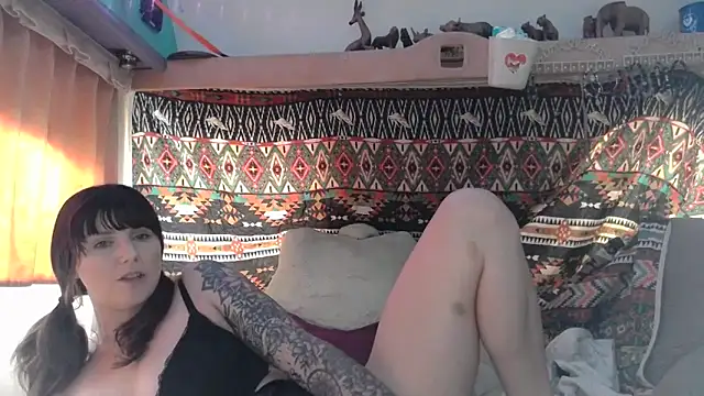 skye_dd_t - Skye_DD_T's free webcam
