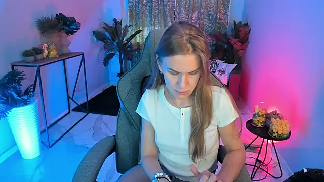 vanessamates - VanessaMates's free webcam