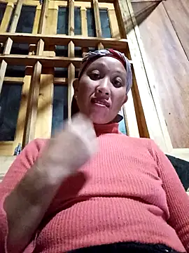 vtmbae - Vtmbae's free webcam