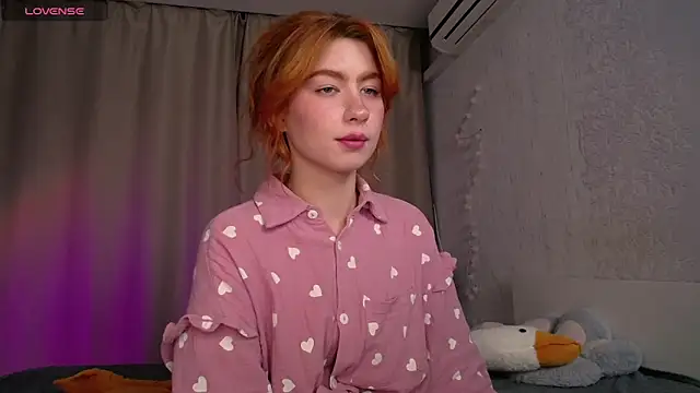 evaa_moonn_ - Evaa_Moonn_'s free webcam - UK Sex Cams