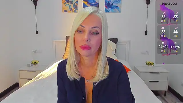 Miya_Kisss