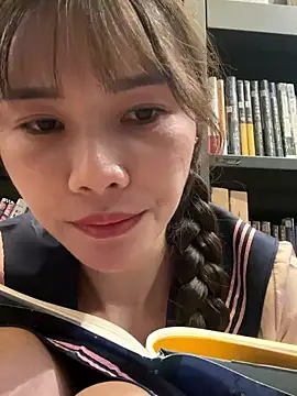  Adora188 chat room